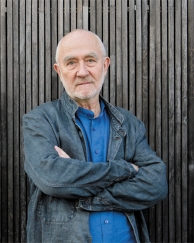 Simplicity, Modesty and Power in Architecture of Peter Zumthor