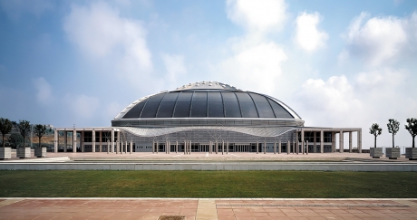 Палау Сант Жорди (“Palau Sant Jordi),  Барселона, Испания, 1983–1990